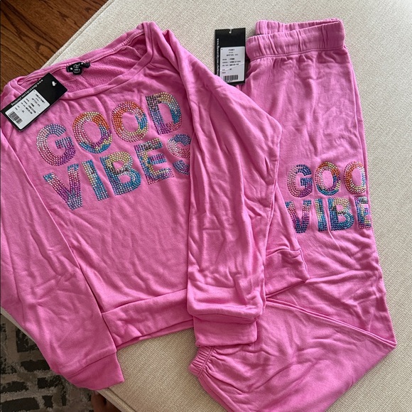 Flowers by Zoe Pink 'Good Vibes' Kids Matching Set - Picture 1 of 2